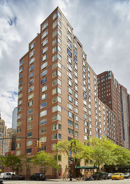 250 South End Avenue, Unit 3F Manhattan, NY 10280 - Photo 10 of 11 a front view of a building