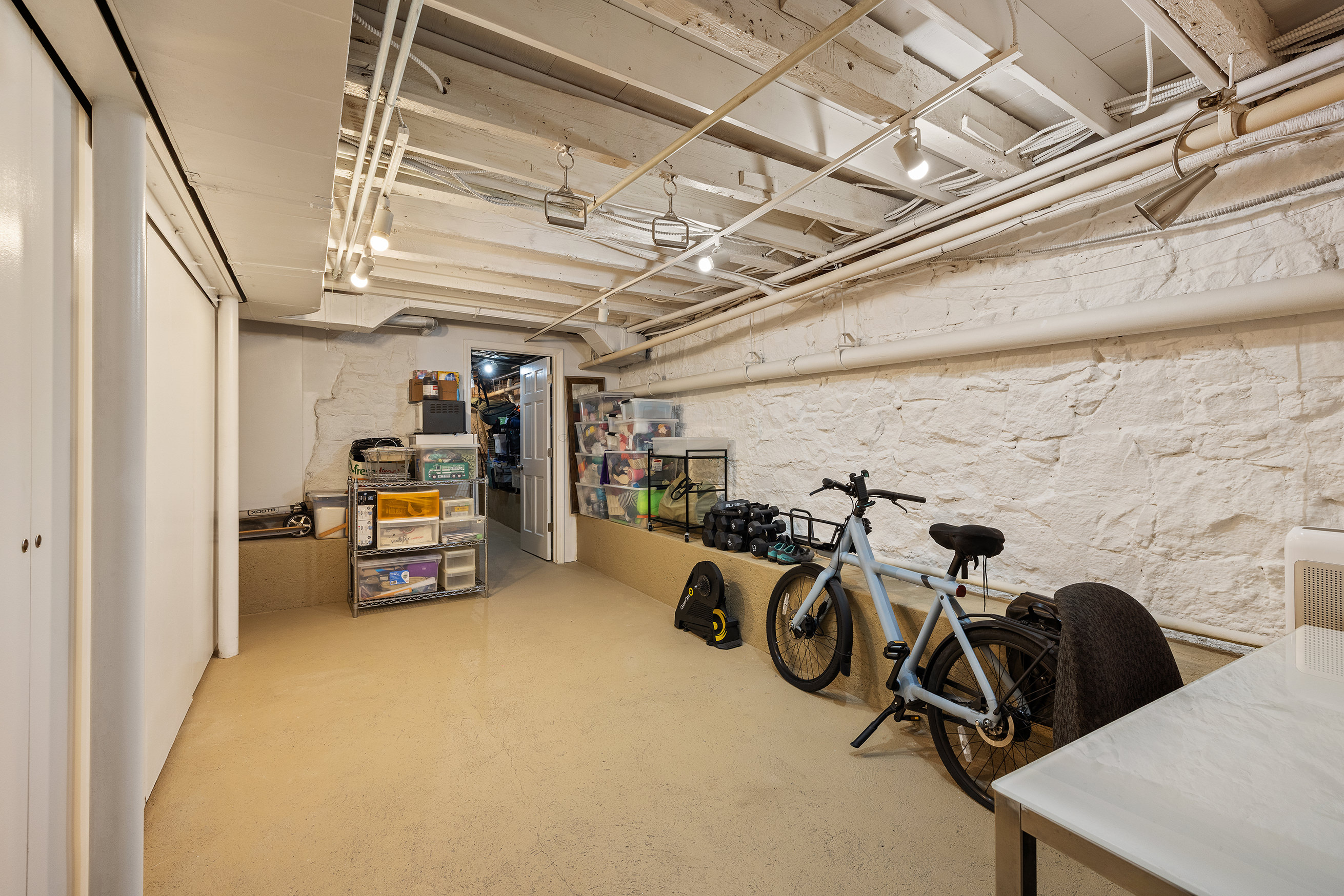 338 Metropolitan Avenue Brooklyn, NY 11211 - Photo 15 of 18 a view of a room with gym equipment
