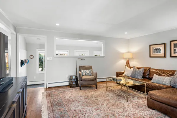 $2,150,000 | 20 Briarfield Road, Barrington, RI 02806