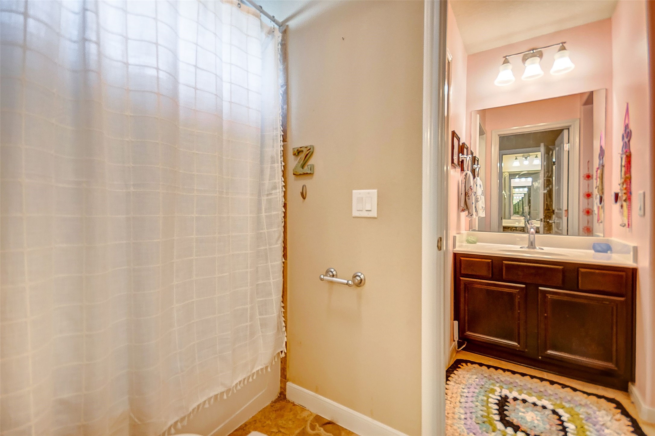 13407 Douglas Lake Road Houston, TX 77044 - Photo 19 of 29