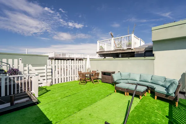 $575,000 | 10 Ocean Avenue, Unit 403, Revere, MA 02151