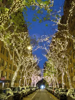 $999,000 | 220 East 73rd Street, Unit 12H | Lenox Hill