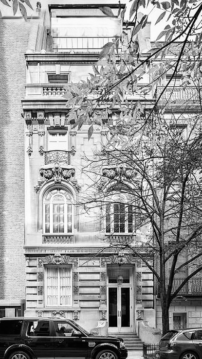 35 East 68th Street, Unit 2A Manhattan, NY 10021 - Photo 17 of 19 a front view of a building