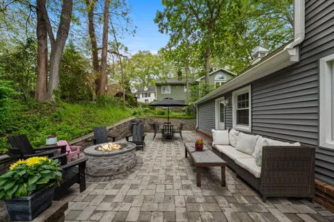 $1,050,000 | 161 Rolling Road, Bala Cynwyd, PA 19004