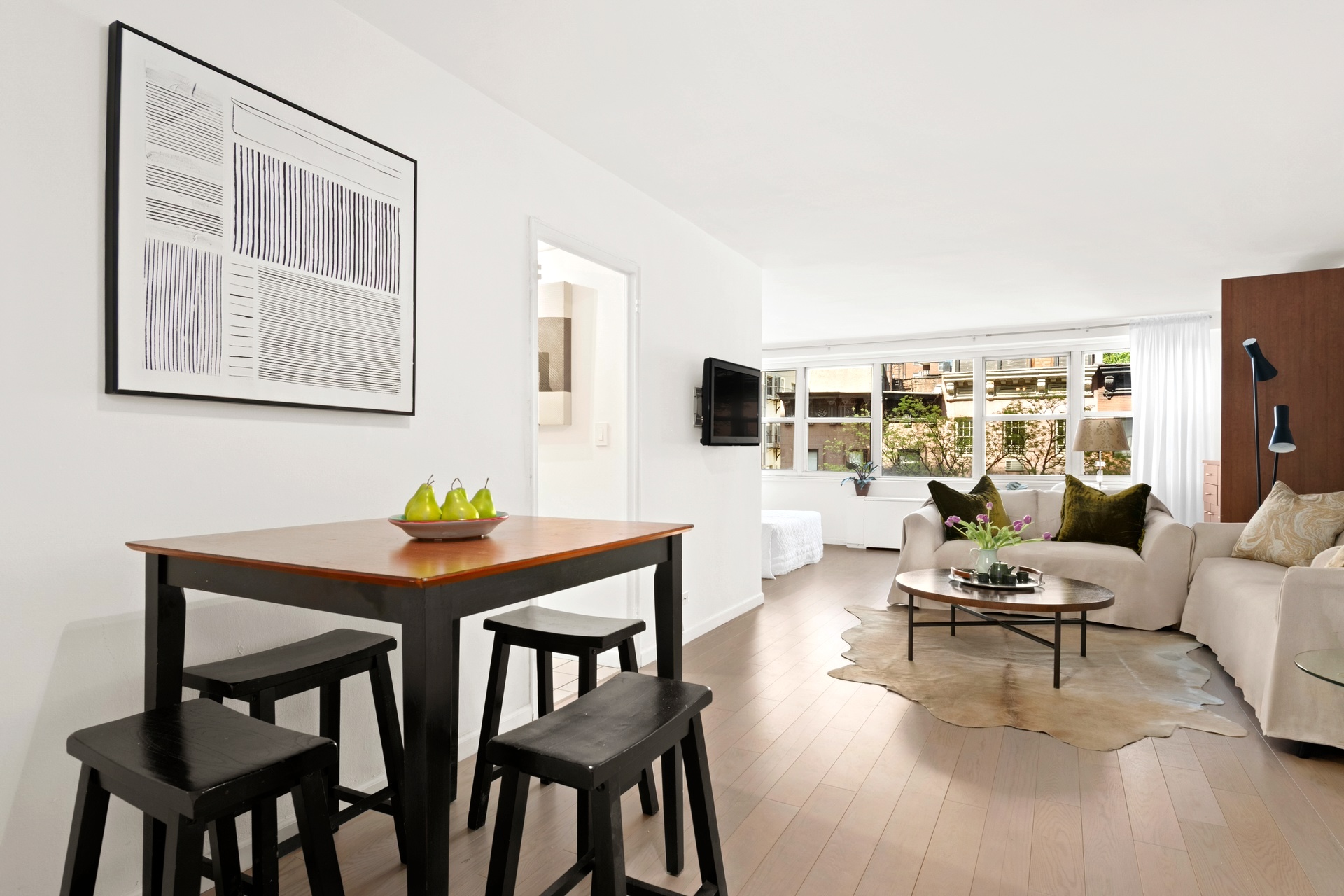 360 West 22nd Street, Unit 5H Manhattan, NY 10011 - Photo 2 of 13