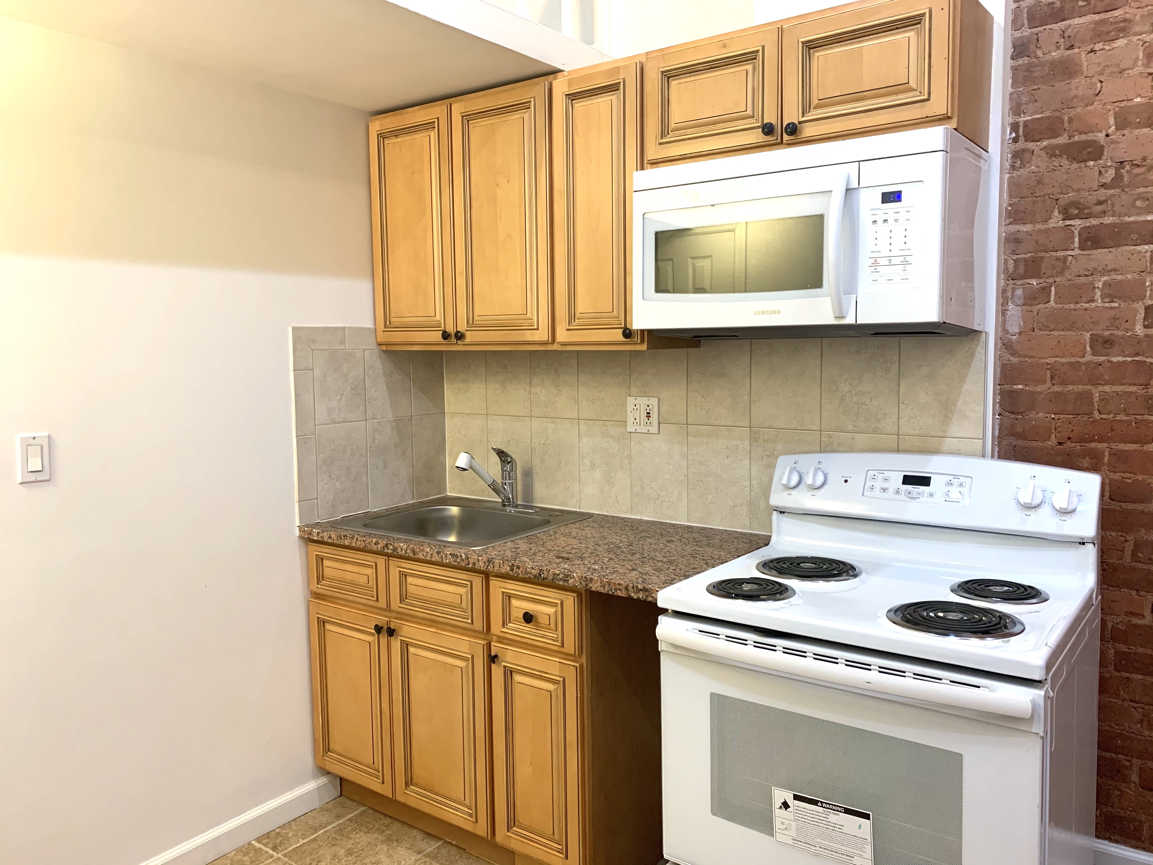 744 9th Avenue, Unit 1RN Manhattan, NY 10019 - Photo 2 of 6 Gallery Image 2