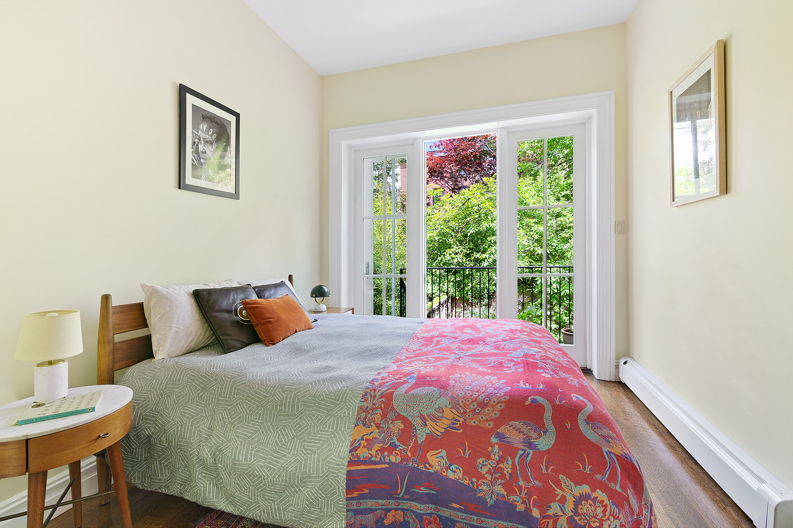 143 Bergen Street, Unit 201 Brooklyn, NY 11217 - Photo 5 of 10 a bedroom with a bed and a window