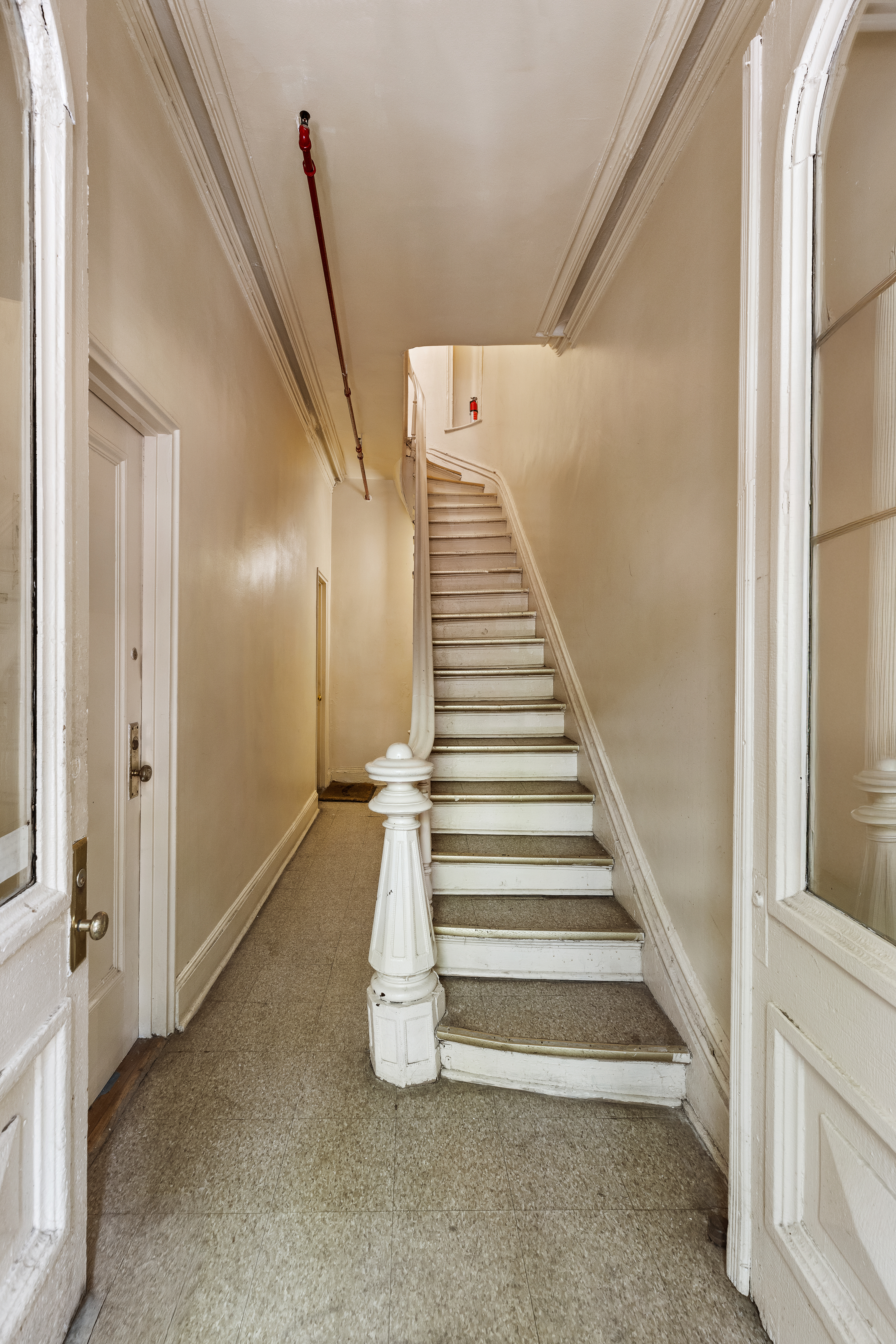 118 St James Place, Unit MULTIFAMILY Brooklyn, NY 11238 - Photo 2 of 5 a view of entryway
