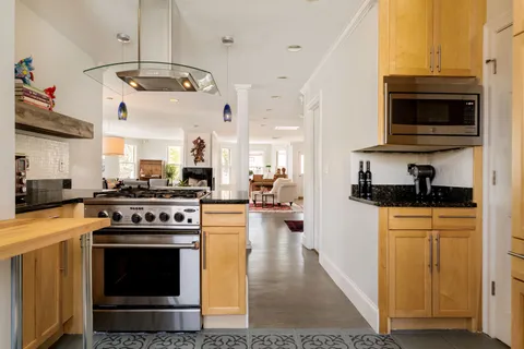 Contact Agent | 60 Dracut Street, Unit 5, Boston, MA 02124