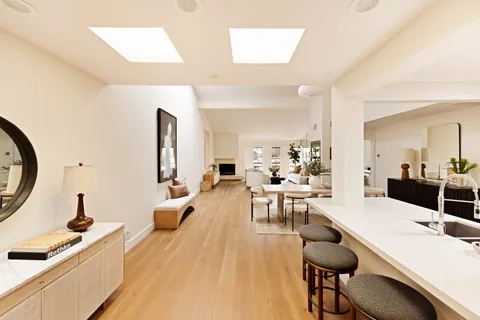 $1,349,000 | 1520 South Beverly Glen Boulevard, Unit 507, Los Angeles, CA 90024