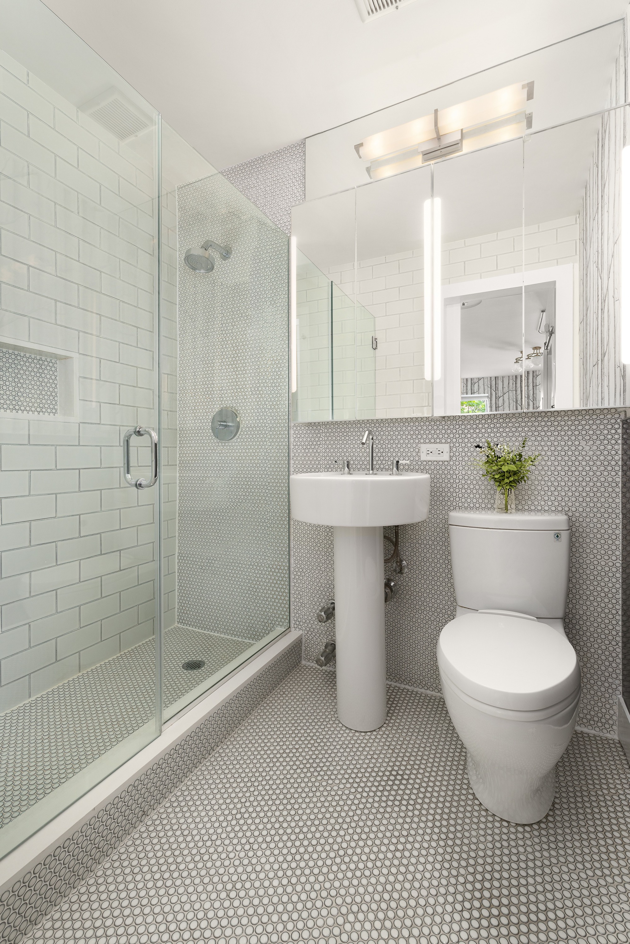 421 West 22nd Street, Unit 4R Manhattan, NY 10011 - Photo 8 of 10