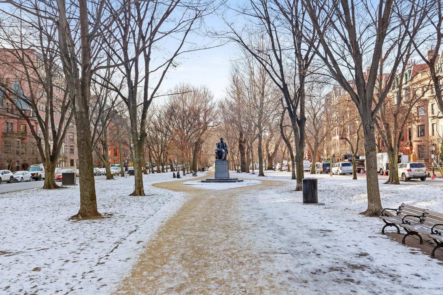 160 Commonwealth Avenue, Unit 410 Boston, MA 02116 - Photo 30 of 31 a view of a yard covered with snow