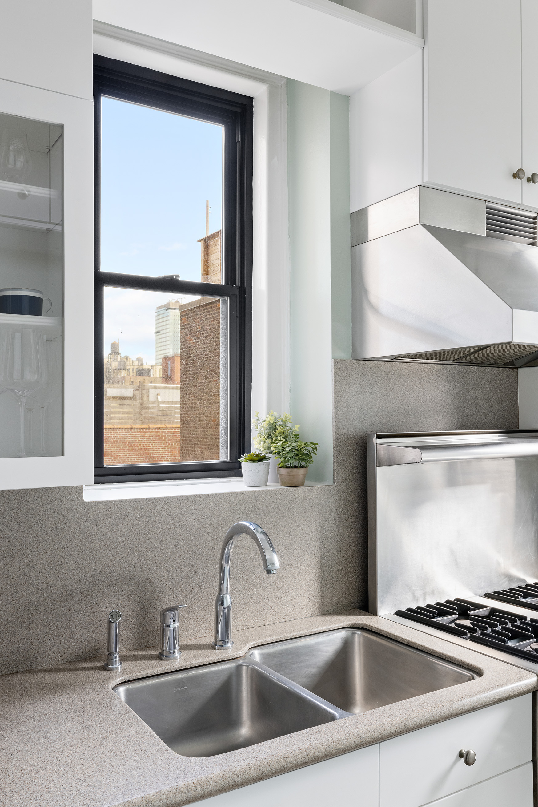 210 Riverside Drive, Unit 6B Manhattan, NY 10025 - Photo 7 of 17