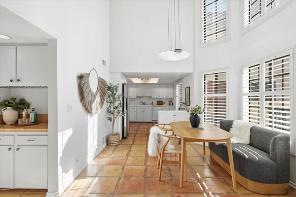 $1,180,000 | 12321 Ocean Park Boulevard, Unit 18, Los Angeles, CA 90064