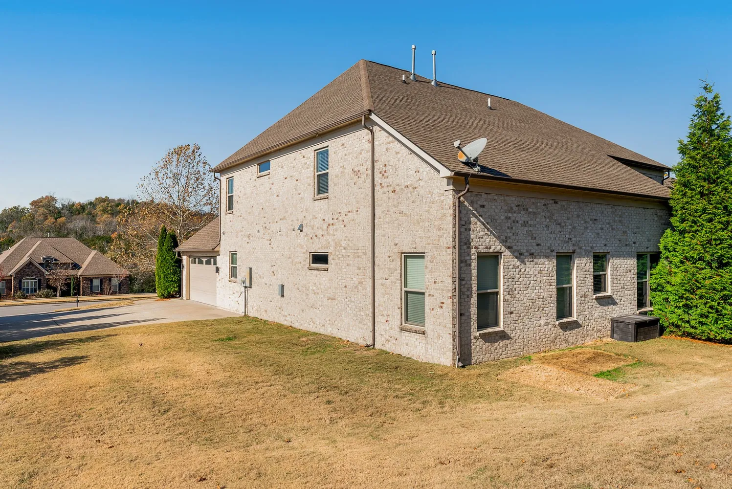 a view of an outdoor space with seating area