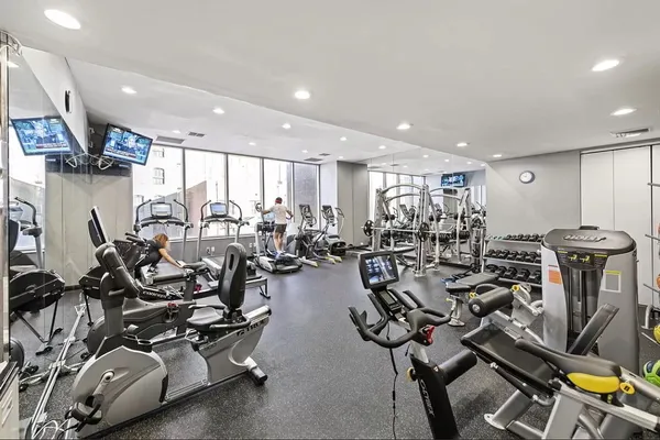$4,800 | 200 East 89th Street, Unit 20D | Upper East Side