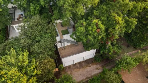 $642,000 | 2008 Riverview Street, Unit B, Austin, TX 78702