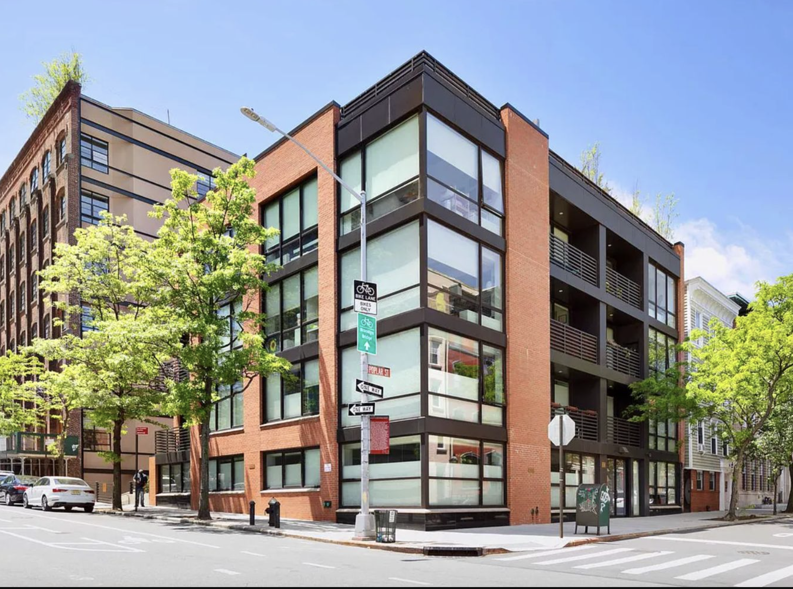 20 Henry Street, Unit 1CN Brooklyn, NY 11201 - Photo 5 of 9 a front view of a building