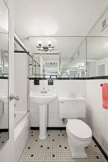 $550,000 | 230 East 15th Street, Unit 9B | Gramercy