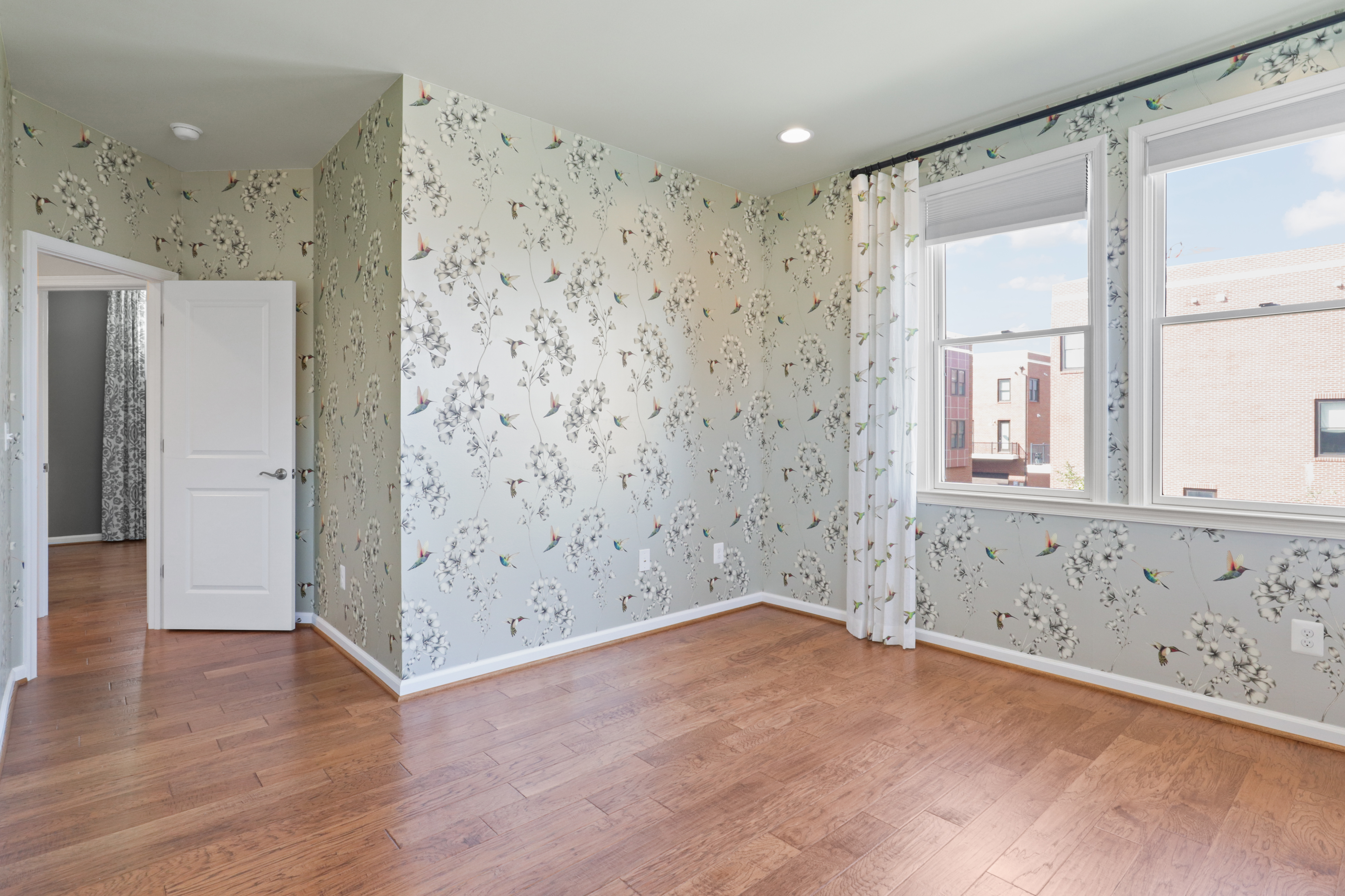 9101 Power House Road Lorton, VA 22079 - Photo 35 of 75 an empty room with wooden floor and windows