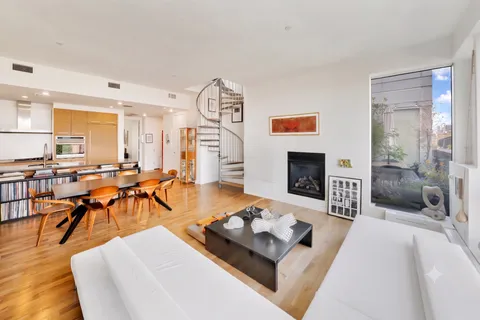$2,350,000 | 120 North 7th Street, Unit PH4B | Williamsburg