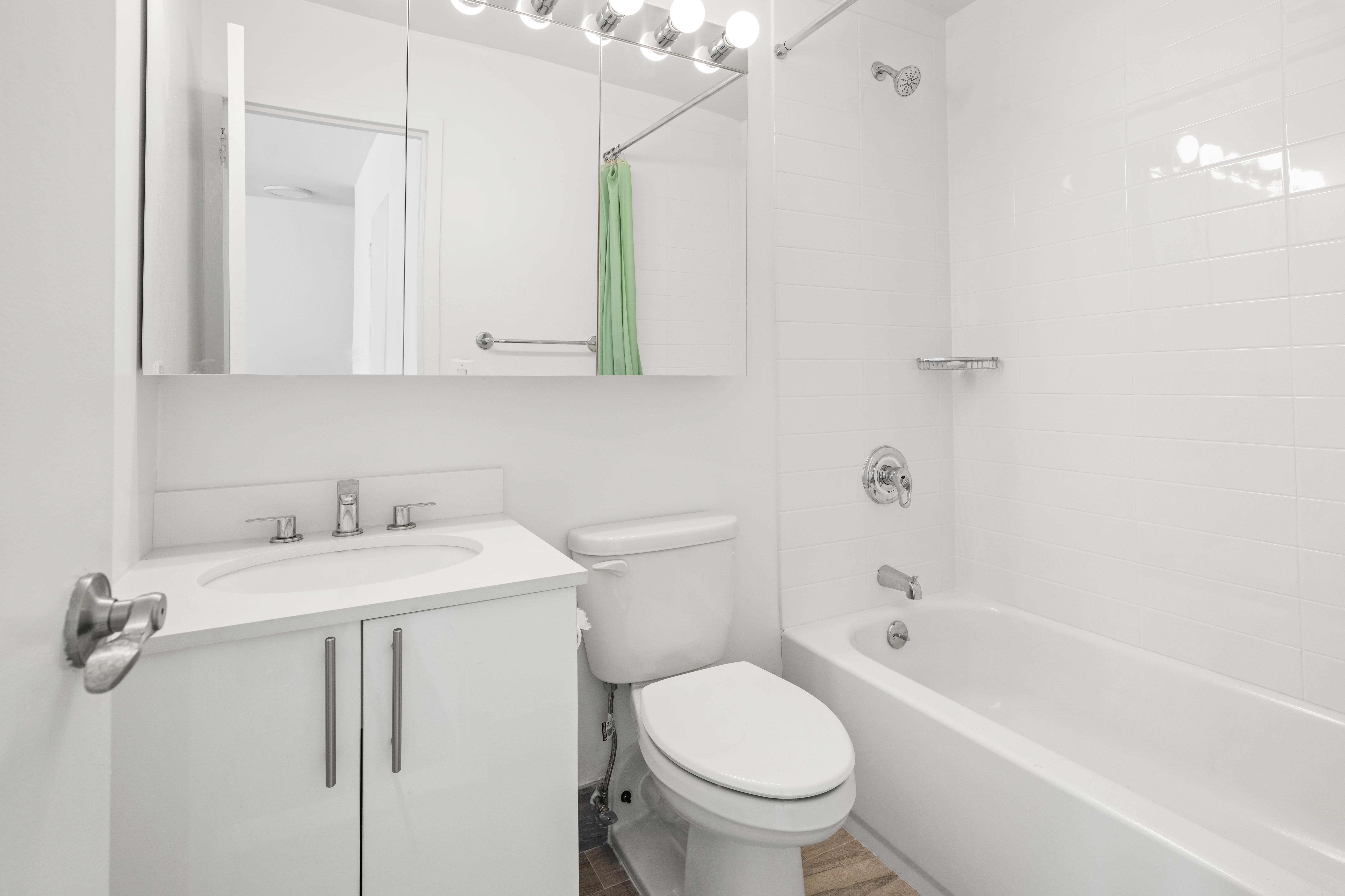 201 East 69th Street, Unit PHK Manhattan, NY 10021 - Photo 8 of 9