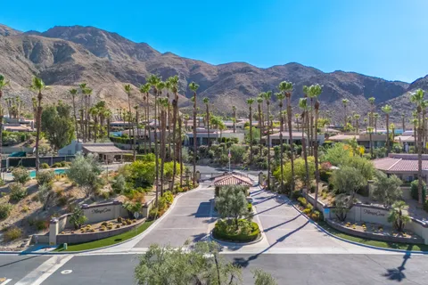 $1,235,000 | 5 Vista Loma Drive, Rancho Mirage, CA 92270