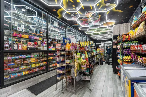 $2,595,000 | 1501 Broadway, Unit HSE | Theater District