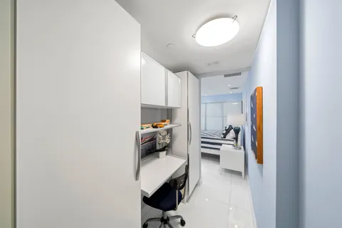 $5,199,000 | 1040 Biscayne Boulevard, Unit 4403, Miami, FL 33132