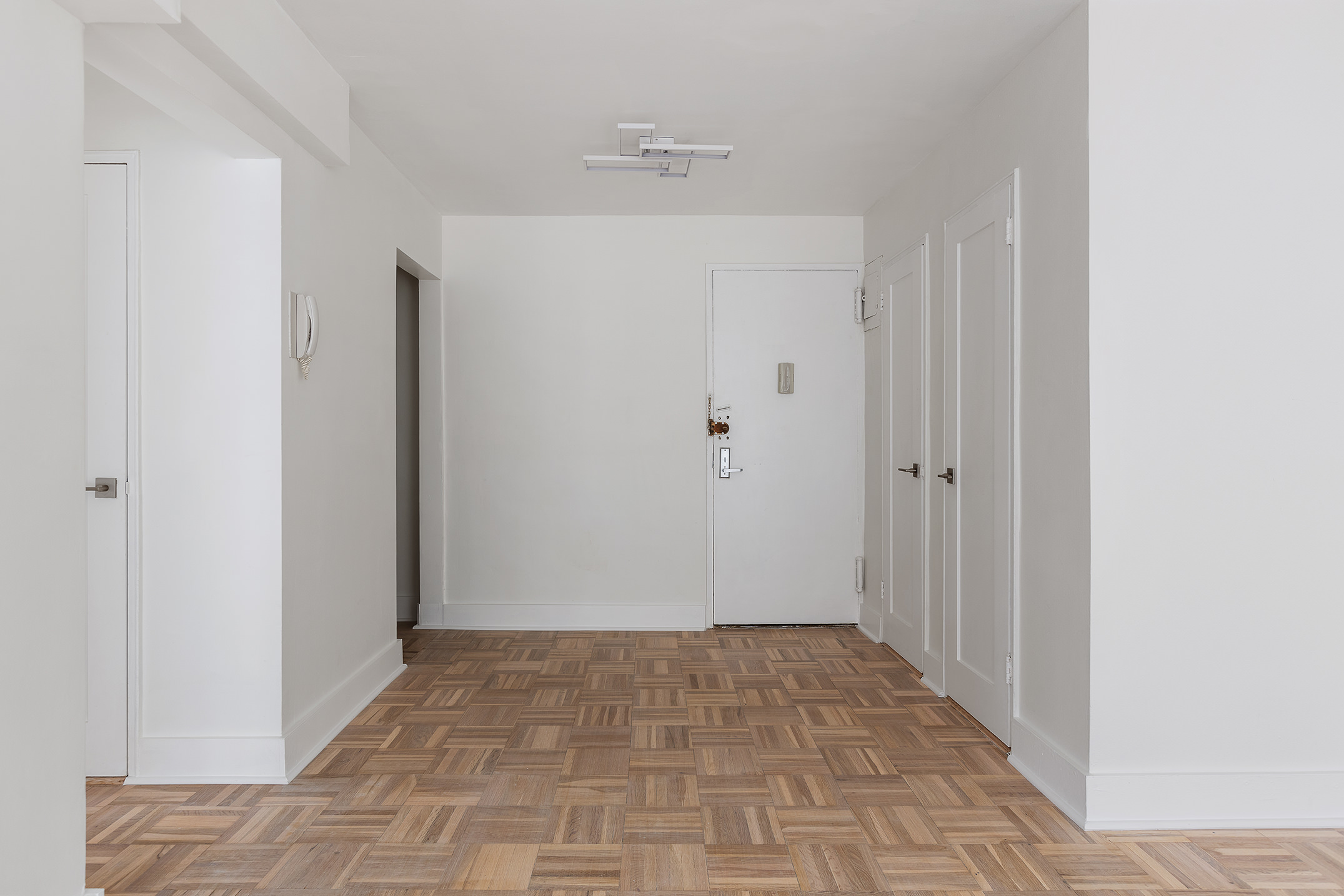 335 East 51st Street, Unit 9D Manhattan, NY 10022 - Photo 6 of 14 a view of an empty room