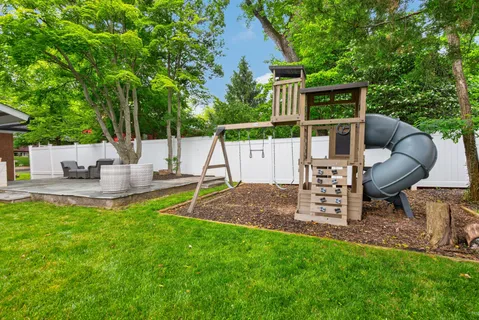 $1,565,000 | 6501 Bannockburn Drive, Bethesda, MD 20817