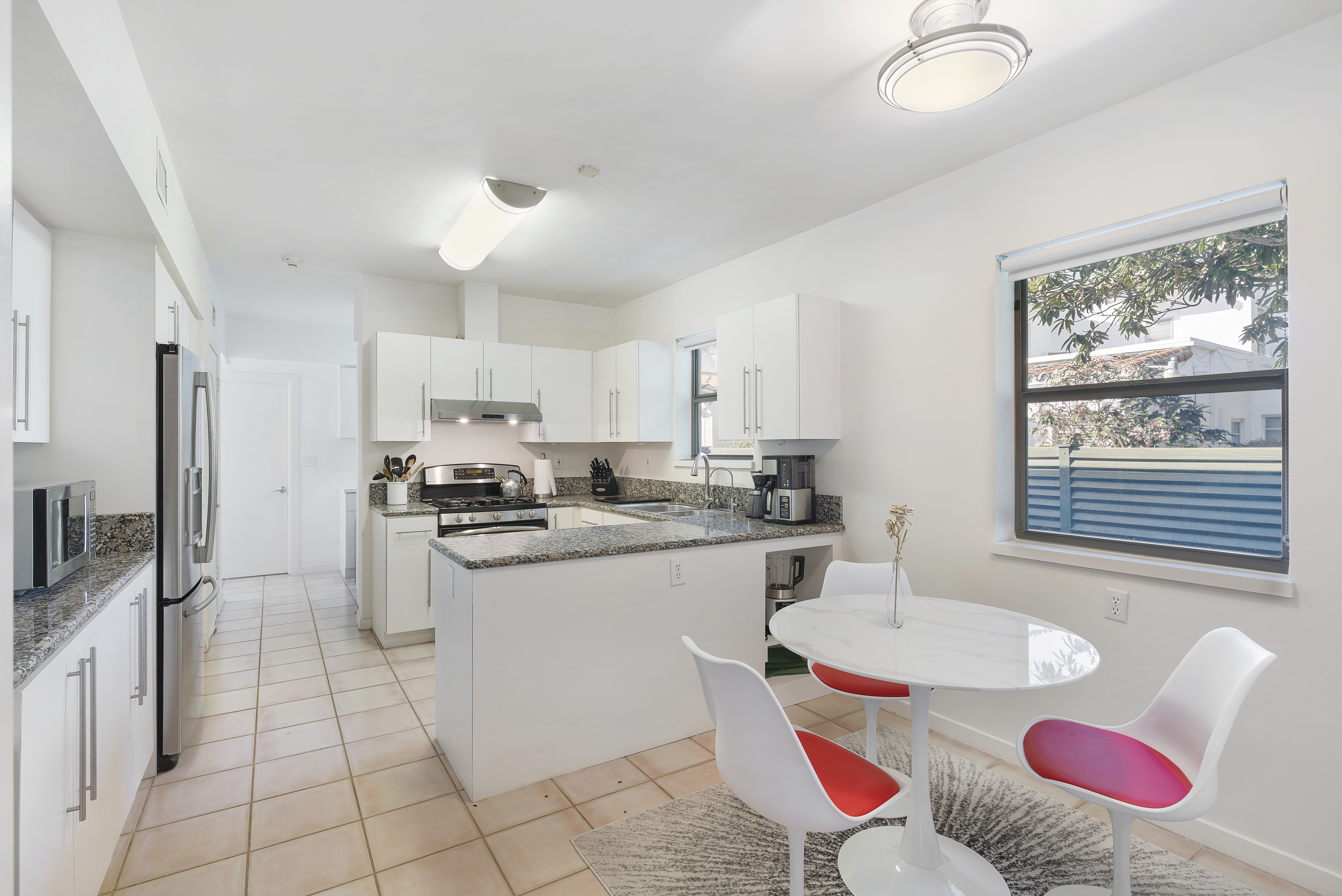 2545 Flamingo Place Miami Beach, FL 33140 - Photo 8 of 23