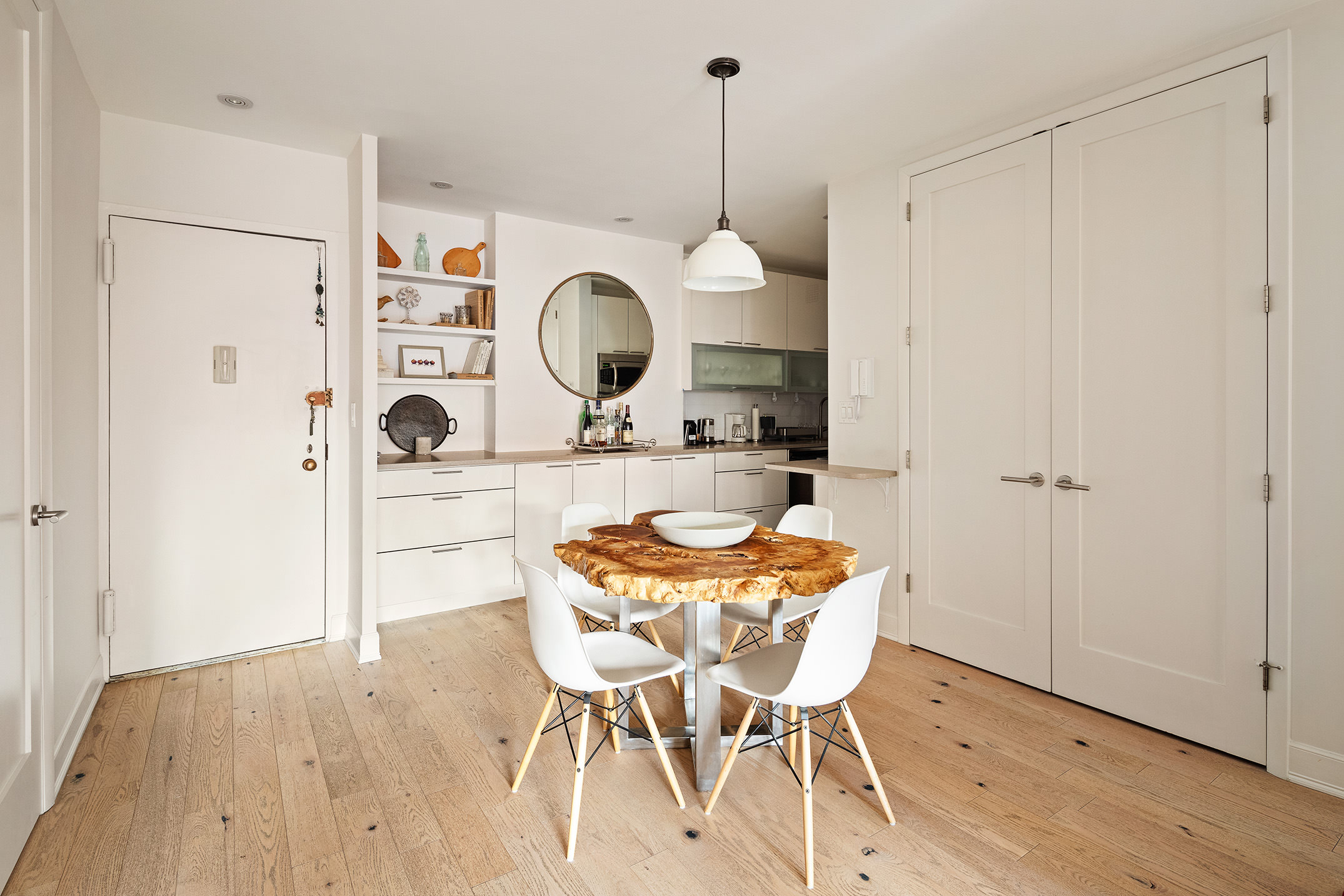 60 East 8th Street, Unit 8M Manhattan, NY 10003 - Photo 3 of 9