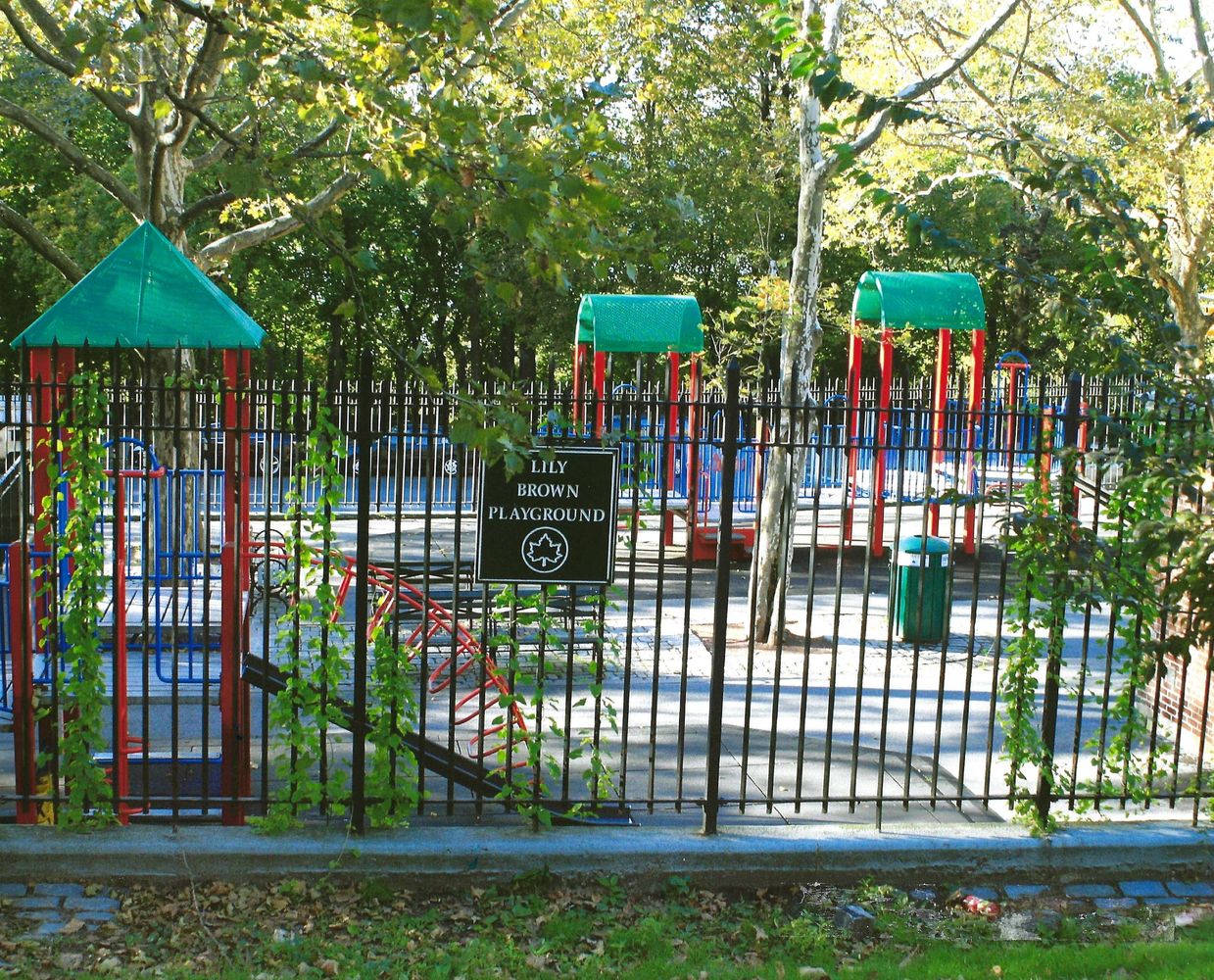 800 Riverside Drive, Unit 2E Manhattan, NY 10032 - Photo 23 of 27 a view of a balcony with a pot