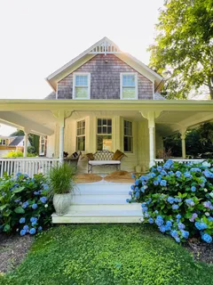 $5,950,000 | 89 Cobb Road, Water Mill, NY 11976