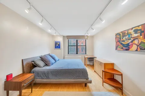 $750,000 | 222 West 14th Street, Unit 3L | West Village