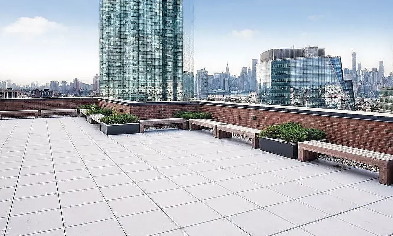 26-14 Jackson Avenue, Unit 9BB Queens, NY 11101 - Photo 3 of 8 a view of roof view