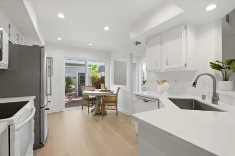 Contact Agent | 722 Tampico, Walnut Creek, CA 94598