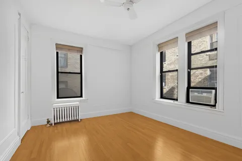 $675,000 | 205 East 10th Street, Unit 4D | East Village