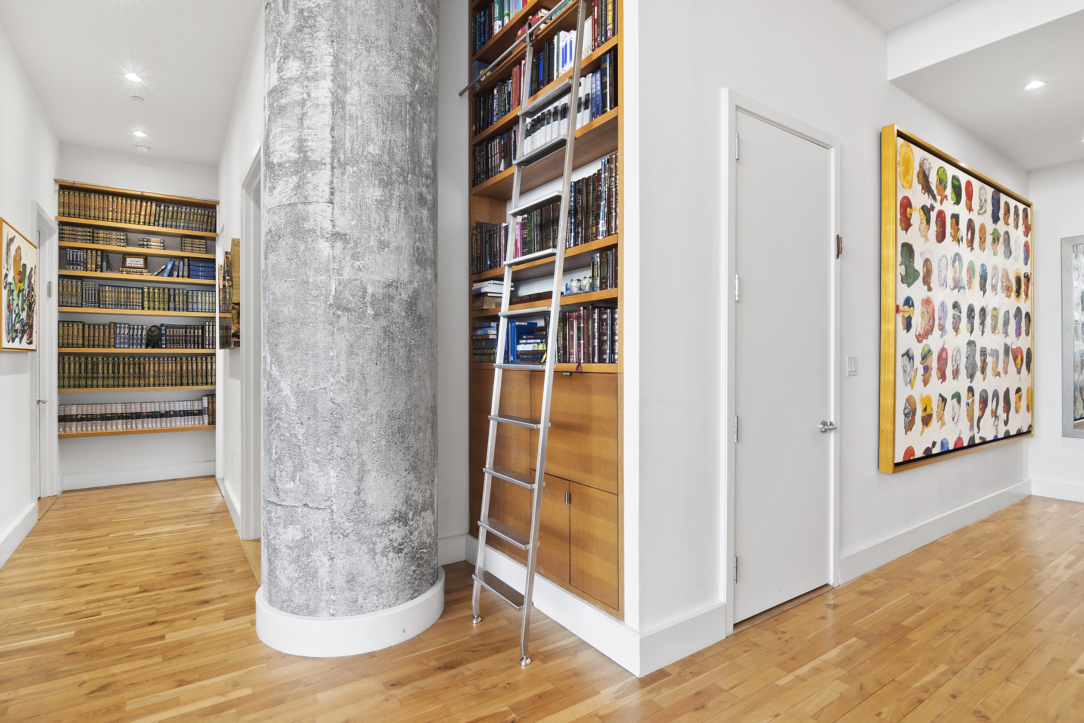 360 Furman Street, Unit 326 Brooklyn, NY 11201 - Photo 6 of 42 a view of a living room and entryway