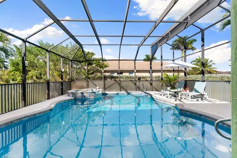 $995,000 | 27190 Driftwood Drive, Bonita Springs, FL 34135