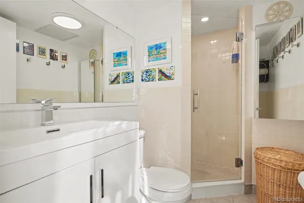 $349,000 | 1020 15th Street, Unit 32L, Denver, CO 80202
