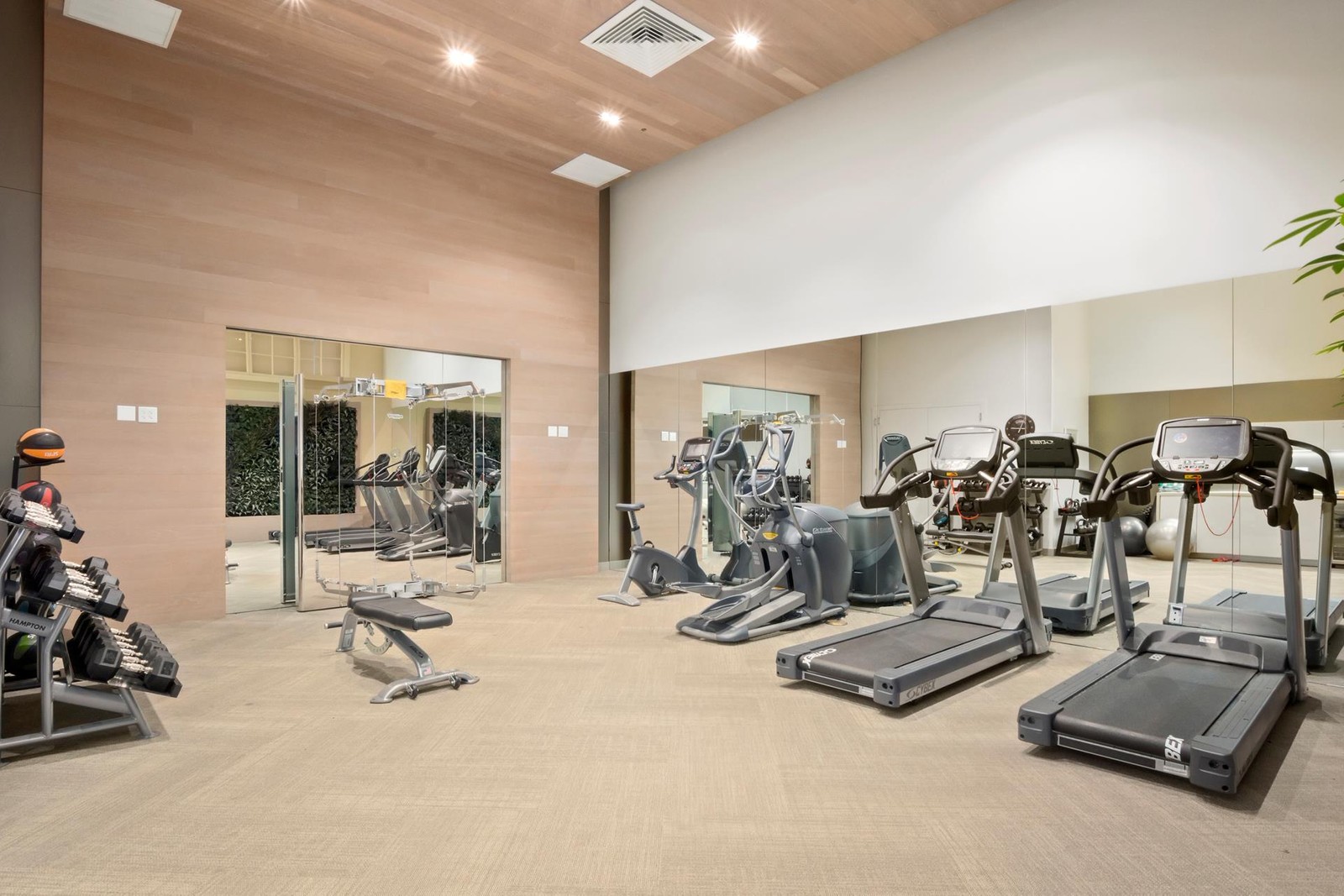 5 Franklin Place, Unit 3A Manhattan, NY 10013 - Photo 13 of 17 a view of a room with gym equipment