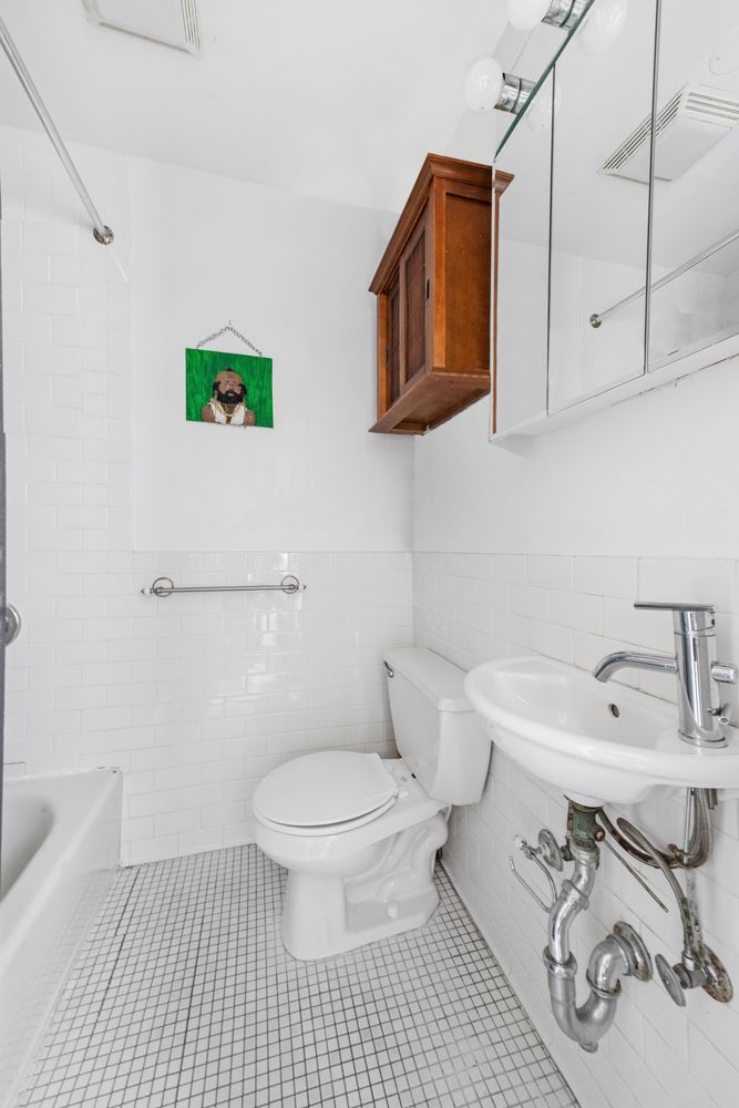 321 East 12th Street, Unit 22 Manhattan, NY 10003 - Photo 6 of 7