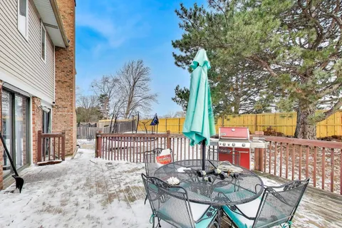 $575,000 | 673 Newkirk Lane, Palatine, IL 60074