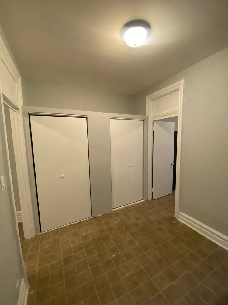 $1,781 | 40-11 25th Avenue, Unit 10 | Astoria