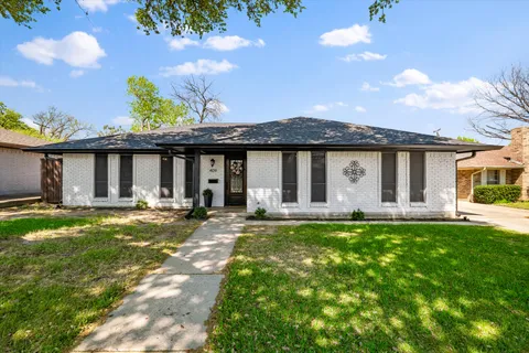 $375,000 | 409 East Scotland Drive, Irving, TX 75062