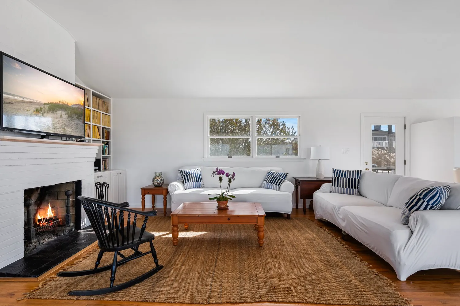 $3,950,000 | 654 A Dune Road, West Hampton Dunes, NY 11978