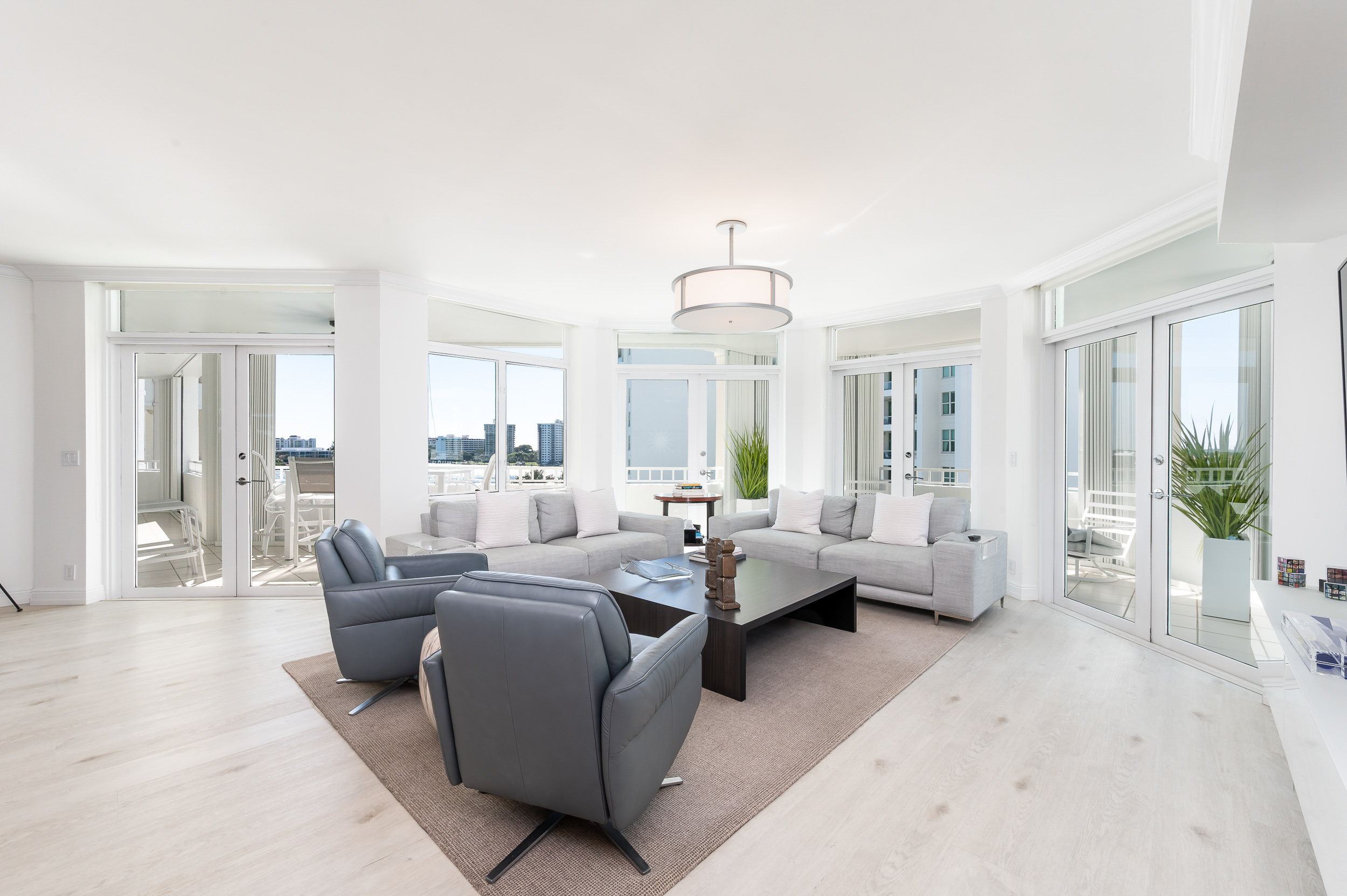 300 Southeast 5th Avenue, Unit 6110 Boca Raton, FL 33432 - Photo 3 of 59