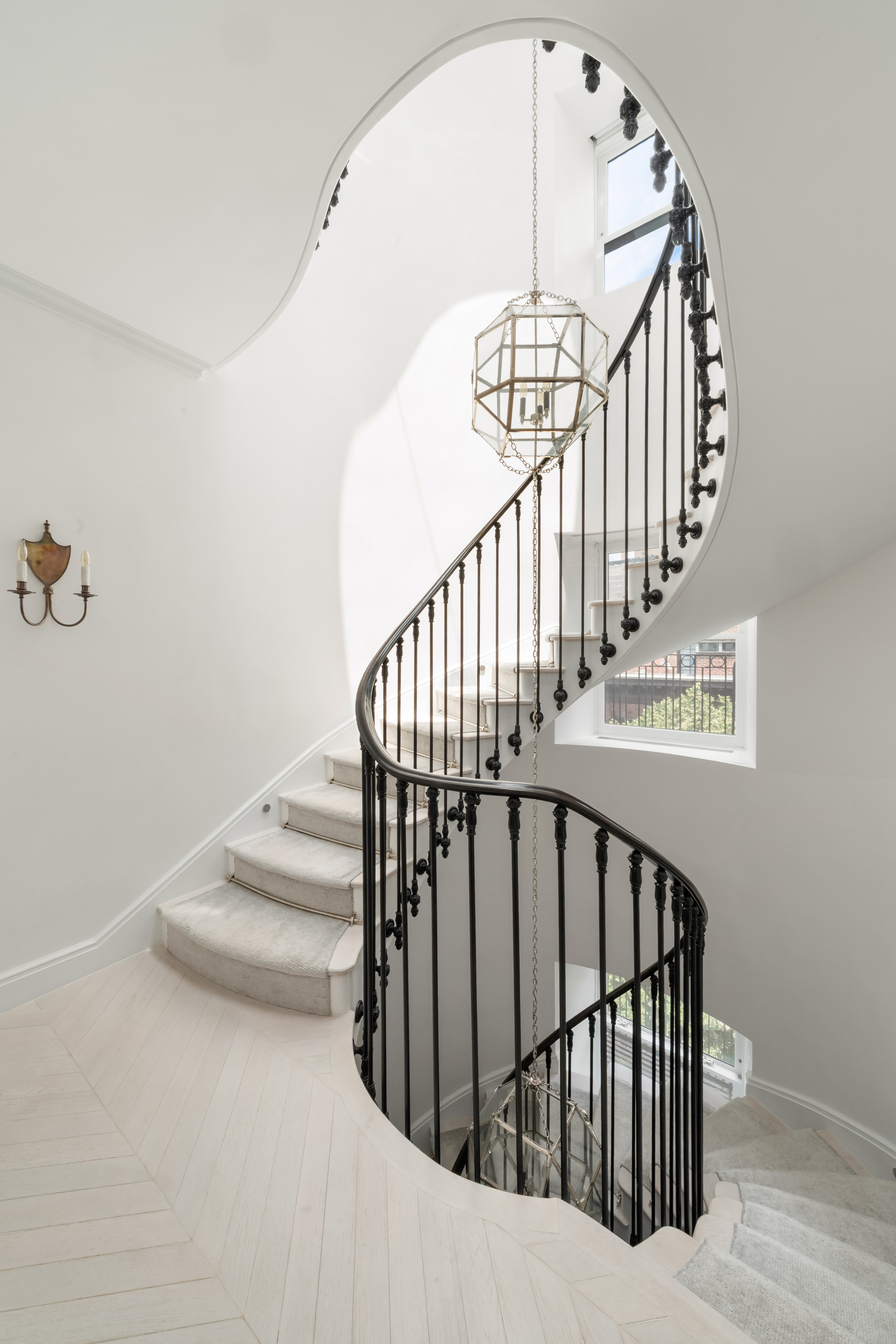 78 Irving Place, Unit PH Manhattan, NY 10003 - Photo 1 of 27 a view of entryway